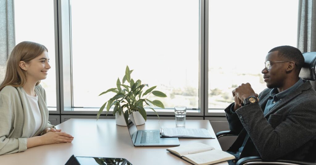 結婚相談所でカウンセリングを受ける様子