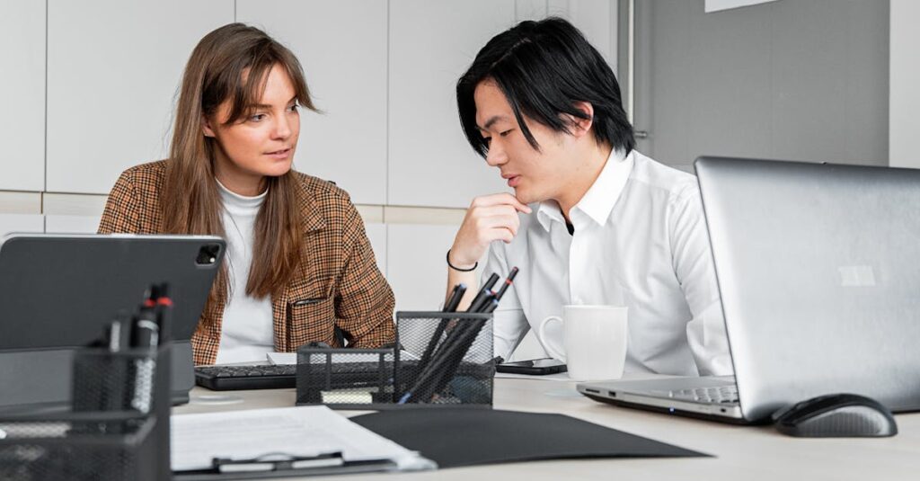 結婚を意識してプロフィールを作り込む様子